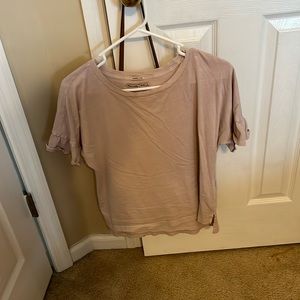 Abercrombie ruffled sleeve top